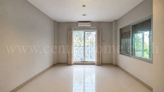 Bangkok, Real Estate For Sale, THB 990000,  1 BR,  37 Sq. Meter,  เดอะ ริเวอร์ พาร์ค โมเดิร์น เพลส (ห้