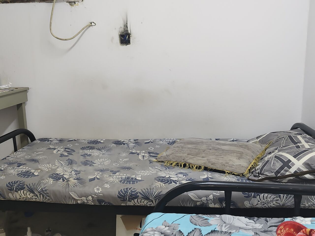 Al Batha, Bedspace For Rent, SAR 1200/month,  2 Bed Space Available For Only Pakistani.