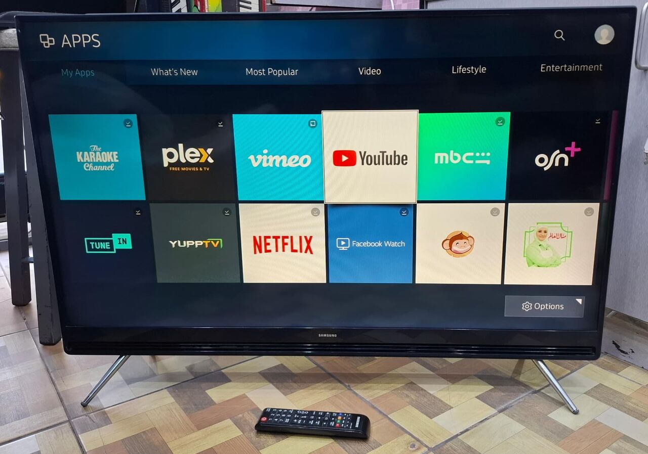 Isa Town, Computers, BHD 33,  Samsung 40" Smart LED TV With Original Remote Good Working (Price 33/-BD) Call: 34593559