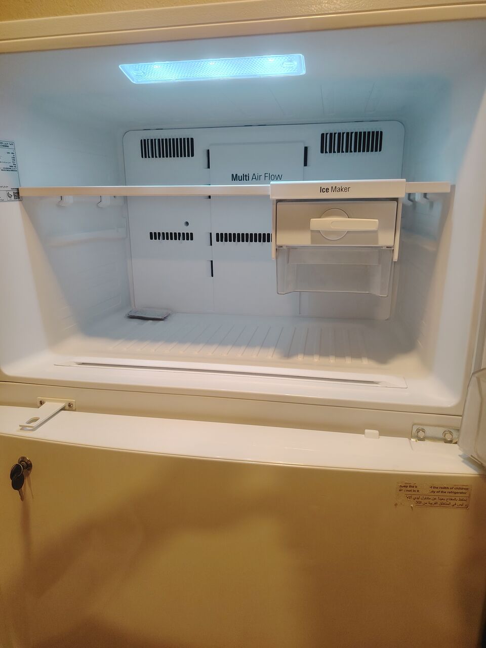 Dammam, Appliances, SAR 1500,  Fridge LG 18ft. White Color Good Condition 220 60hz