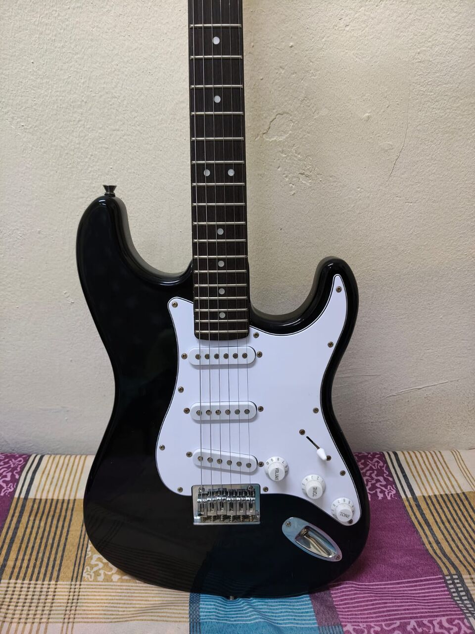 Jeddah, Musical Instruments, SAR 650,  Fender Squair Guiatar