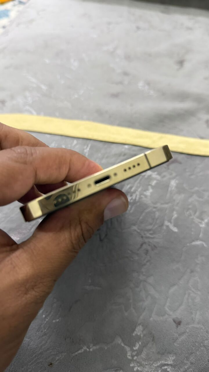 Jeddah, Mobile Phones, SAR 2400,  IPHONE 13 PRO MAX 128 GB - GOLD COLOR