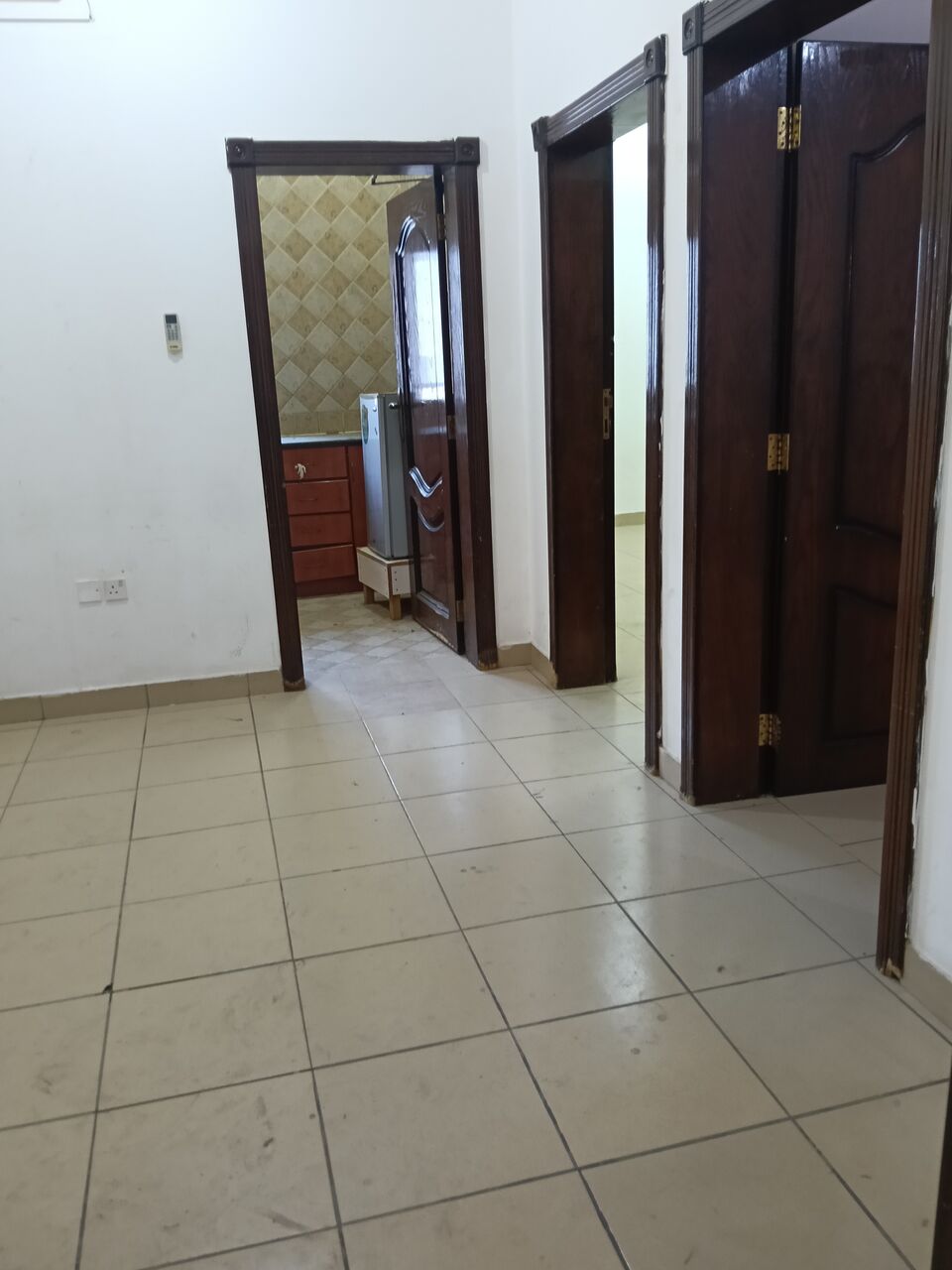 Gudaibiya, Apartments, Flats, Houses & Villas, BHD 200/month,  2 BR,  2 Bedroom Unfurnished Flat For Rent With Ewa
