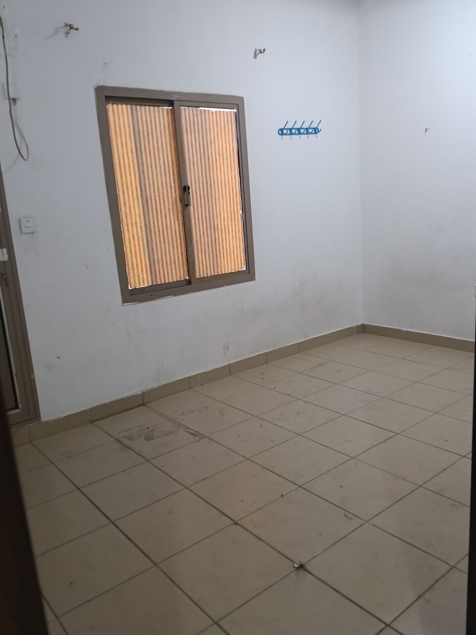 Gudaibiya, Apartments, Flats, Houses & Villas, BHD 200/month,  2 BR,  2 Bedroom Unfurnished Flat For Rent With Ewa