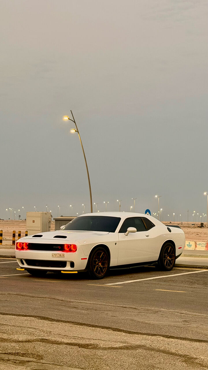 Dammam, Items Wanted, Dodge Challenger SXT 2020