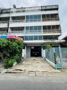 Bangkok, Real Estate For Sale, THB 2600000,  6 BR,  0 Sq. Feet,  ขายตึก 3 ชั้นครึ่ง ทำเลทองใจกลางเมื