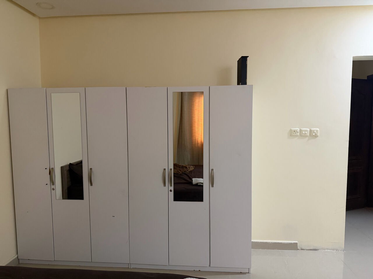 Dammam, Furniture, SAR 1000,  Bed Without Matress And Wardrobe