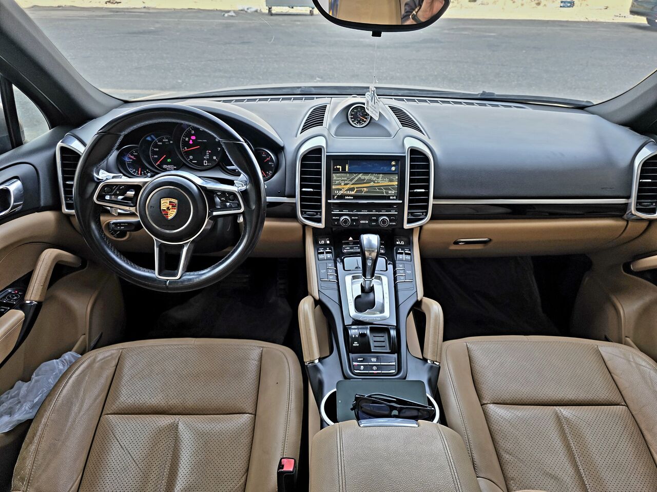 Dammam, Vehicles, Cars & Trucks , SAR 77000,  Porsche Cayenne S,  2016,  Automatic,  205000 KM,  Good Condition.  6-cylinder