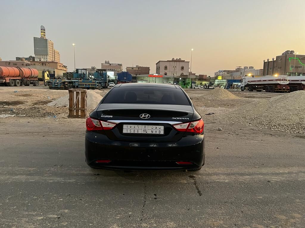 Al Jubail Al Balad, Vehicles, Cars & Trucks , SAR 20000,  Hyundai Sonata,  2013,  Automatic,  273466 KM,    &ndash; FOR SALE