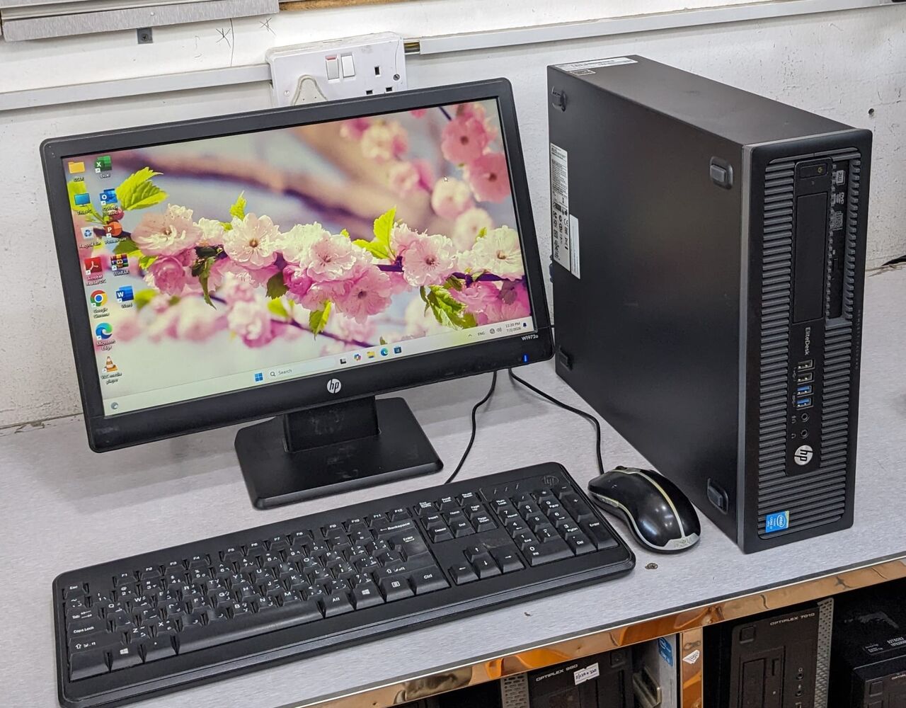 Isa Town, Computers, BHD 68,  Back To School Offer HP Core I5 6th Generation Computer Set HP Wide LED Monitor + 8GB RAM