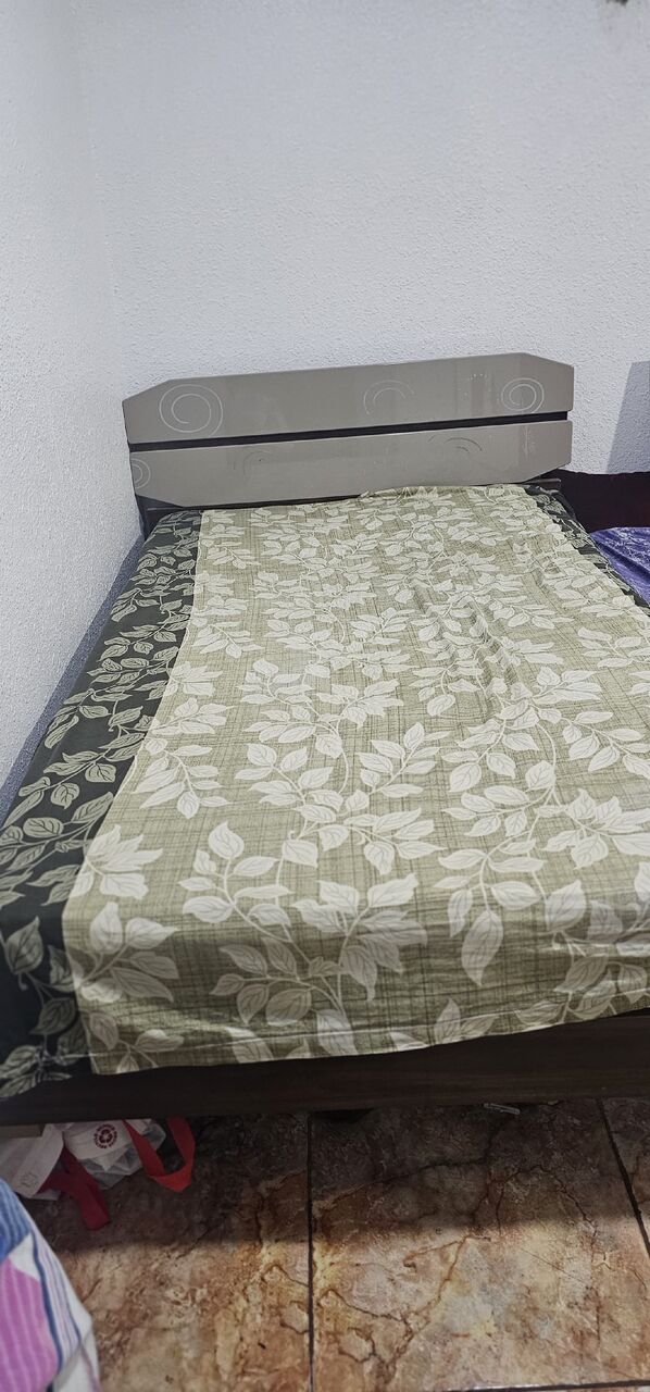 Al Jubail Al Balad, Furniture, SAR 700,  Bed & 3-door Wardrobe