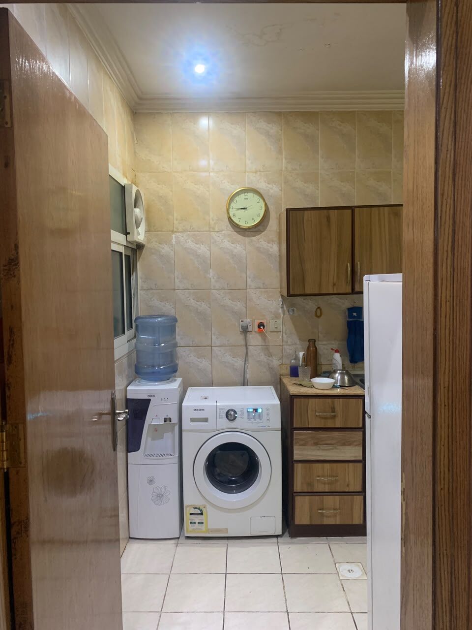 Al Malaz, Rooms for Rent, SAR 1800/month,  Furnished,  Room Available In Fully Furnished 3BHK Family Apartment In Al Malaz Riyadh.