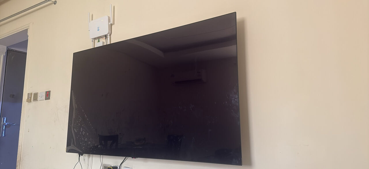 Al Malaz, Electronics, SAR 3400,  LG OLED 65&rdquo; B5 4K Smart TV &ndash; OLED65B56LA &ndash; Excellent Condition