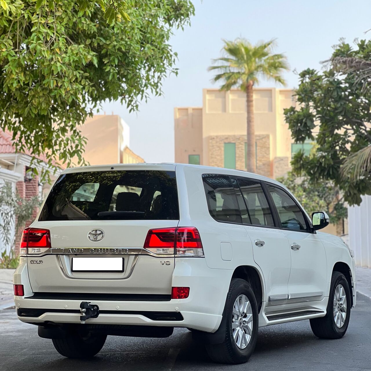 Riffa, Vehicles, Cars & Trucks , BHD 15800,  TOYOTA LAND CRUISER GXR V8 2017 WHITE,  2017,  Automatic,  277000 KM,