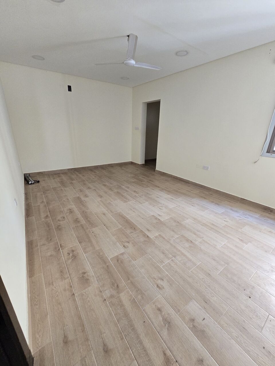 Busaiteen, Apartments, Flats, Houses & Villas, BHD 260,  Flat For Rent In Busaiteen