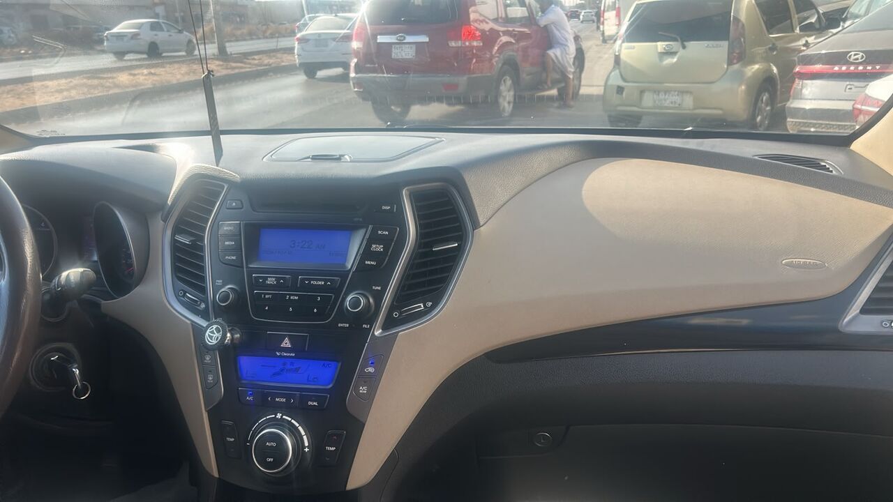 Riyadh, Vehicles, Cars & Trucks , SAR 34000,  2013 Hyundai Santa Fe,  2013,  Automatic,  260000 KM,  -SR 34000
