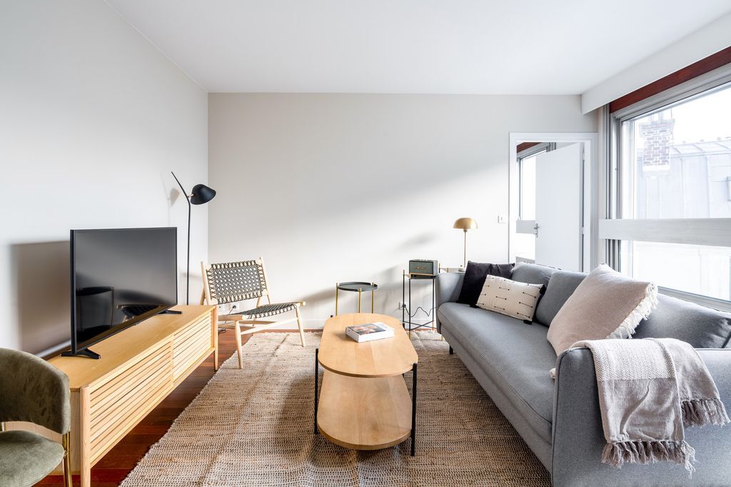 Sweileh, Apartments, Flats, Houses & Villas, Sek 5500/month,  Furnished,  1 BR,  Apartment In Stockholm