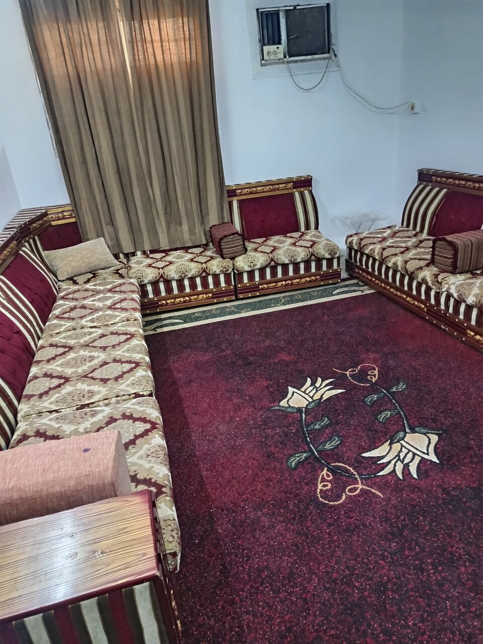 Riyadh, Furniture, SAR 500,  🛋️ Sofa Set For Sale – Complete Set