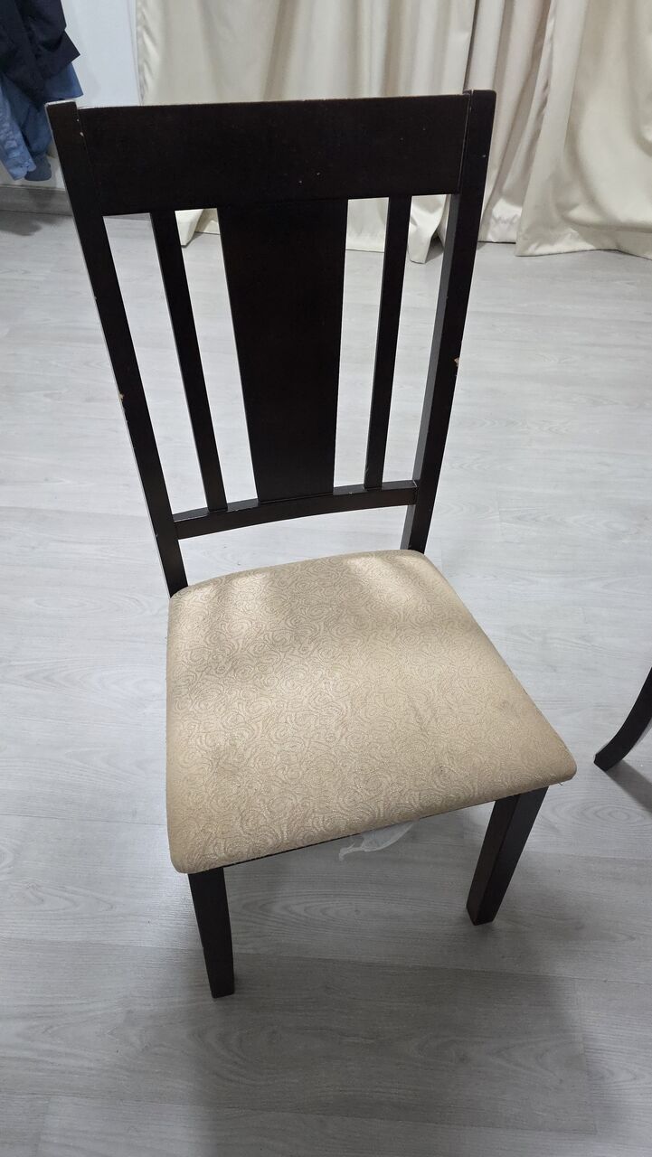 Yanbu, Furniture, SAR 400,  Dining Table Set (1 Table + 4 Chairs) &ndash; Yanbu &ndash; SAR 400