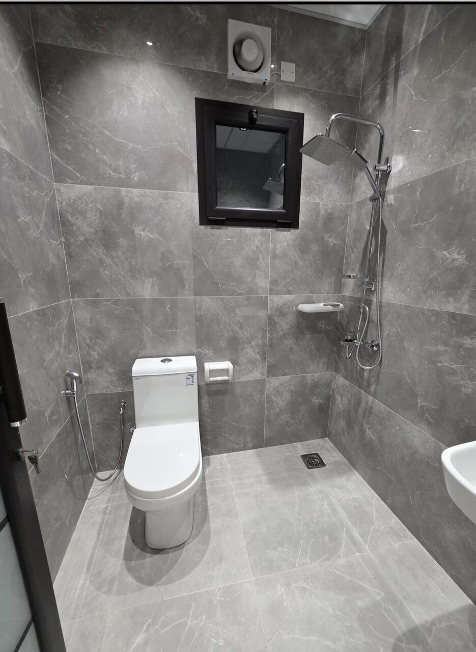 Hidd, Real Estate For Sale, BHD 73000,  4 BR,  200 Sq. Meter,  For Sale: Luxury Apartment In New Hidd.