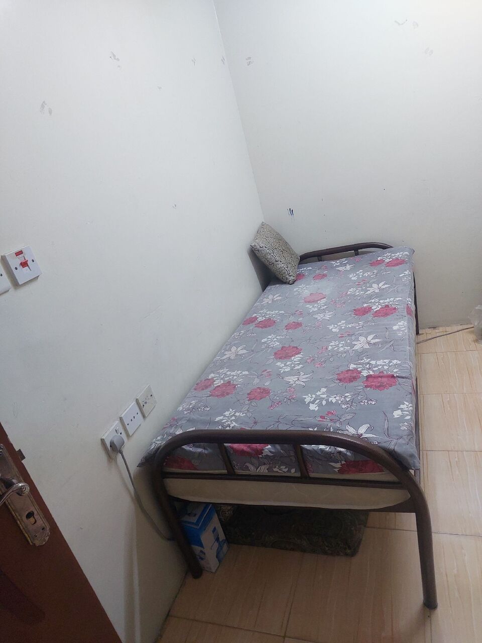 Al Wizarat, Bedspace For Rent, Need Good