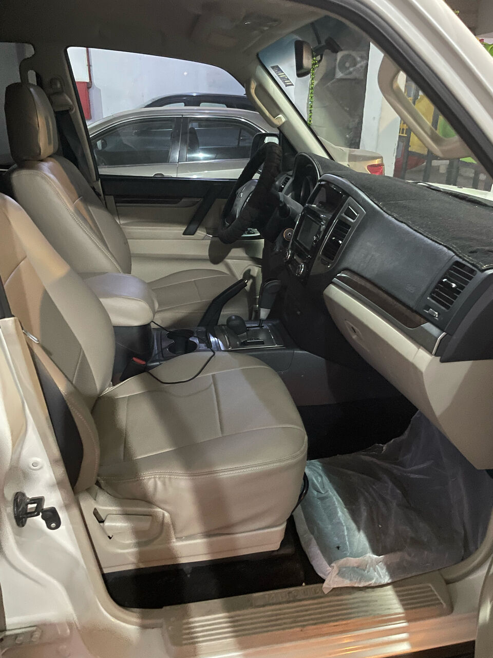 Jubail, Vehicles, Cars & Trucks , SAR 55000,  Mitsubishi Pajero,  2017,  Automatic,  159000 KM,  For Sale:   &ndash; White &ndash; Excellent Condition &ndash; 159,000 Km &ndash; Jubail