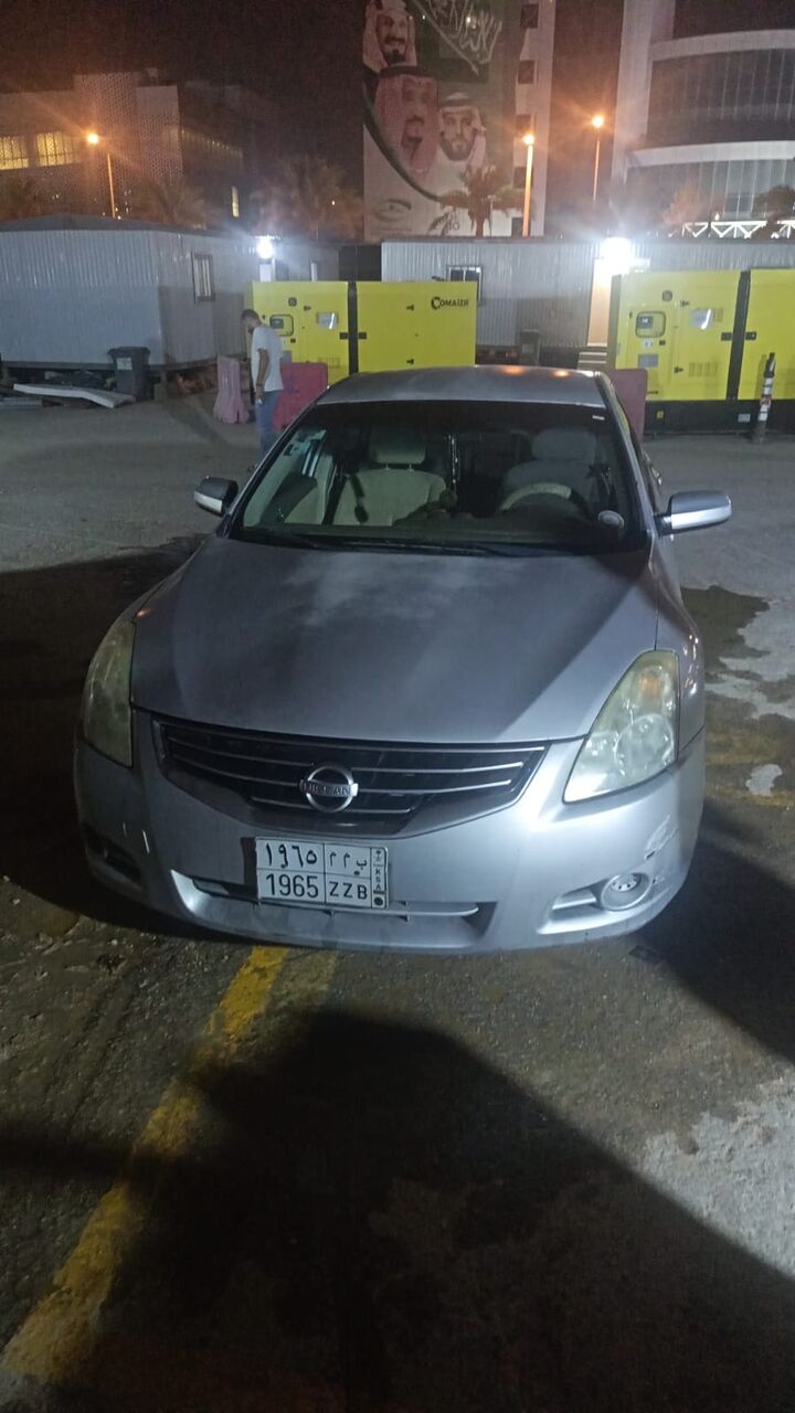 Riyadh, Vehicles, Cars & Trucks , SAR 17000,  Nissan Altima,  2011,  Automatic,  370000 KM,  RIYADH