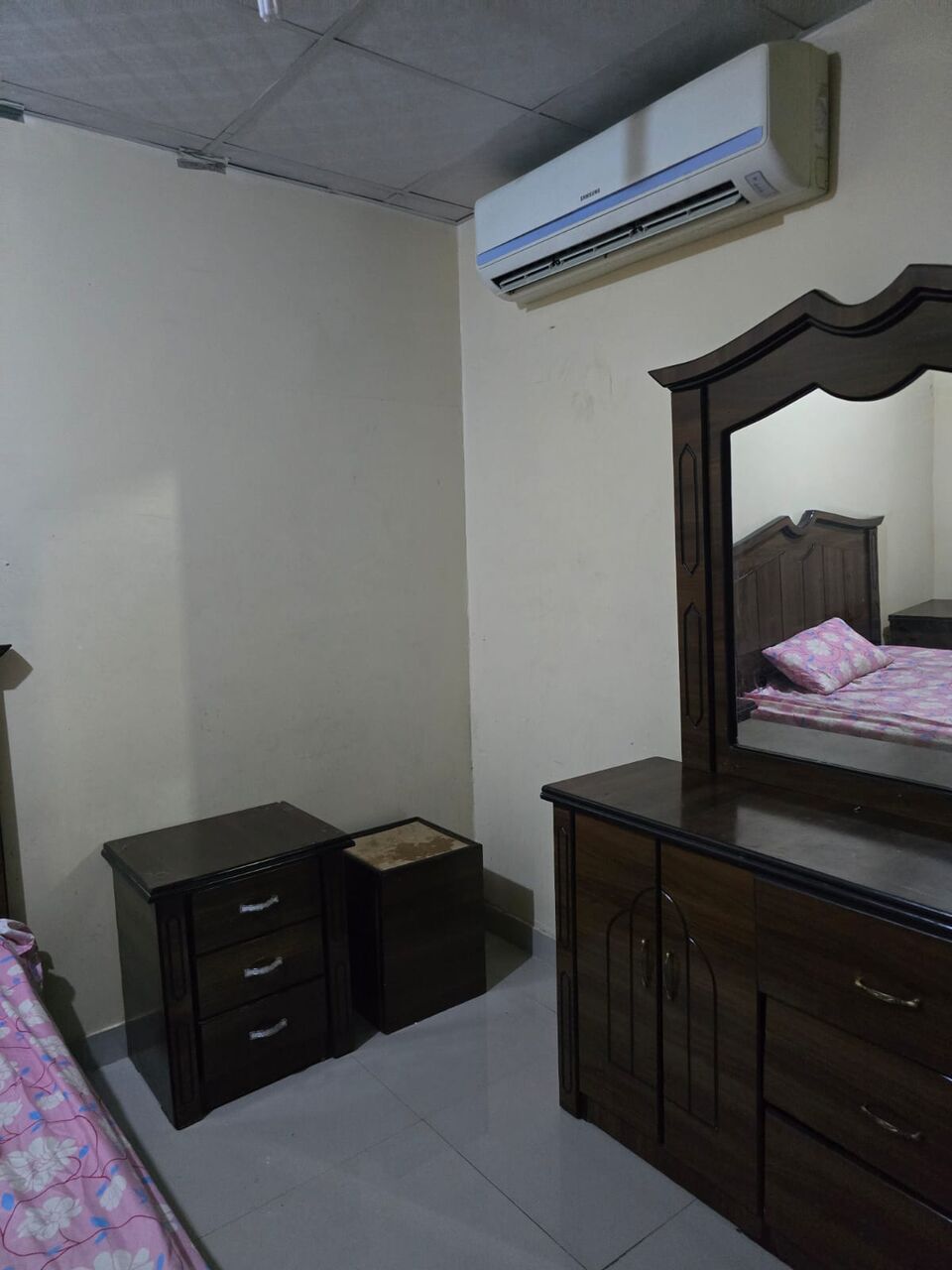 Al Wizarat, Rooms for Rent, SAR 1000/month,  Furnished,  Furnished Room Available For Executive Bachelor In Hara