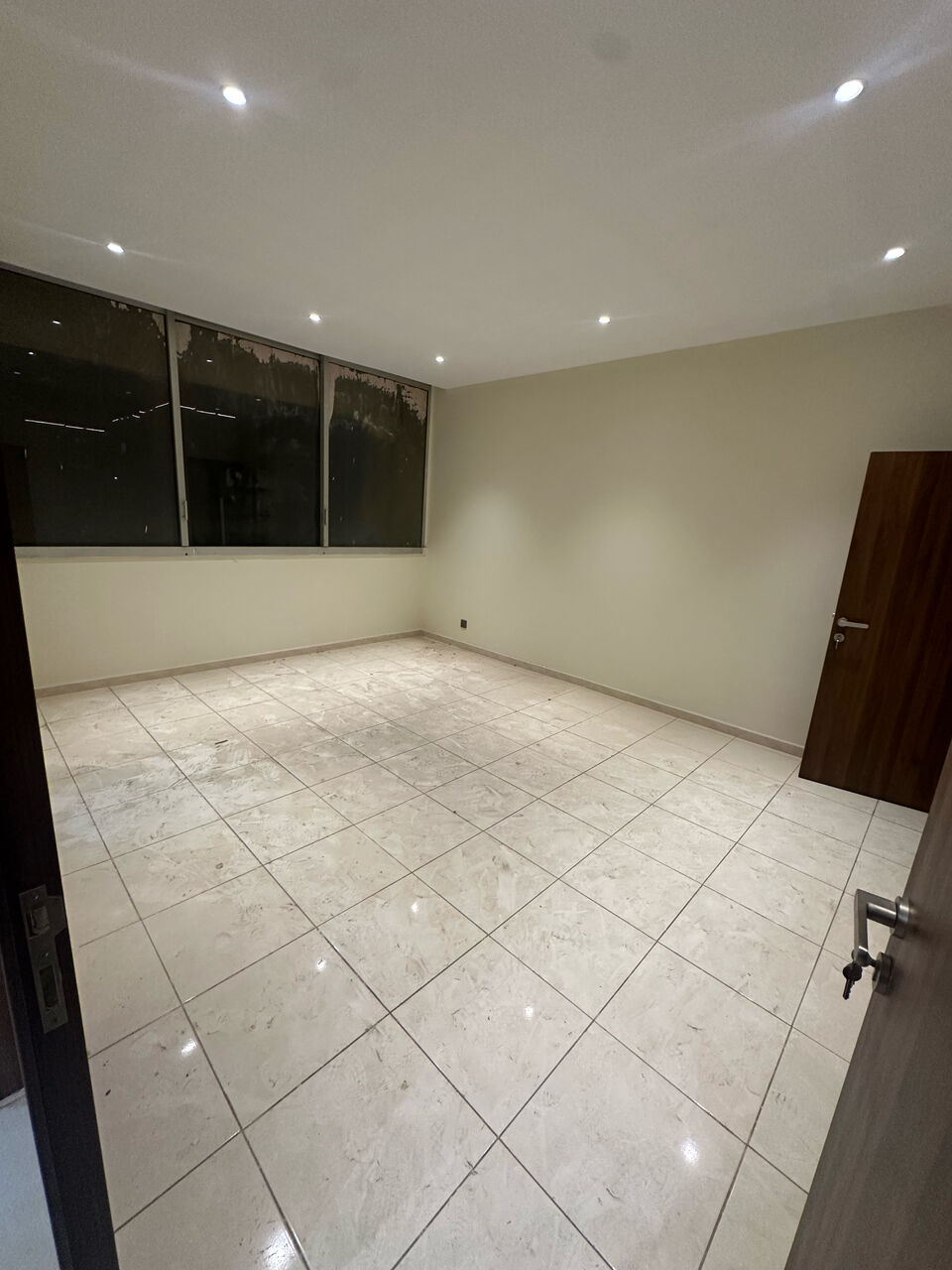 Al Sharafiyah, Rooms for Rent, SAR 1650/month,  Two Big Room With Large Balcony For Rent