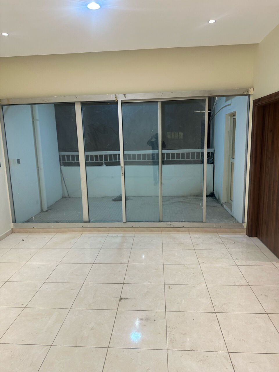 Al Sharafiyah, Rooms for Rent, SAR 1650/month,  Two Big Room With Large Balcony For Rent