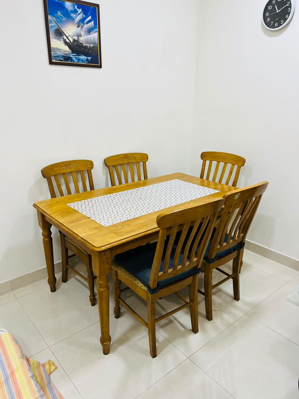 Manama, Furniture, BHD 30,  Dinning Table In Very Good Condition