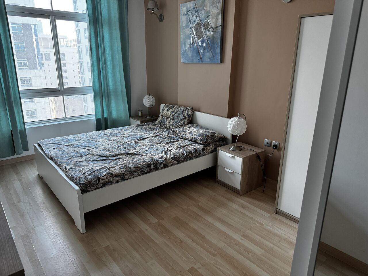 Juffair, Housing Exchanges, BHD 400/month,  2 BR,  111 Sq. Meter,  Furnished Family Flat For Rent At Juffair