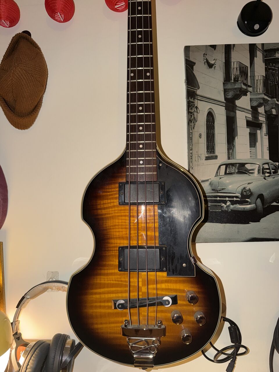 Adliya, Musical Instruments, BHD 100,  Samick Violín Bass Guitar For Sale 100 BD