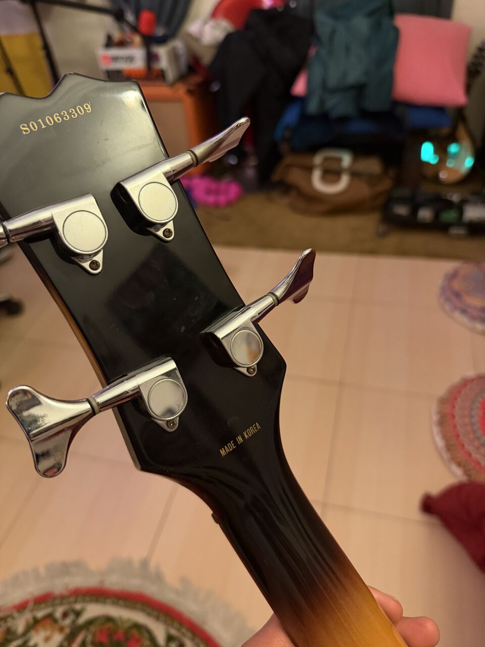 Adliya, Musical Instruments, BHD 100,  Samick Violín Bass Guitar For Sale 100 BD