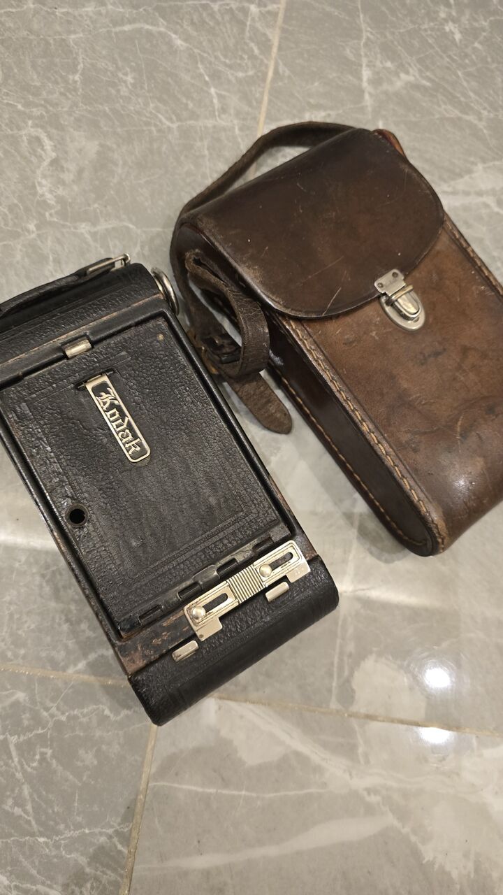 Riyadh, Collectibles, SAR 450,  Vintage Collectibles Kodak Camera