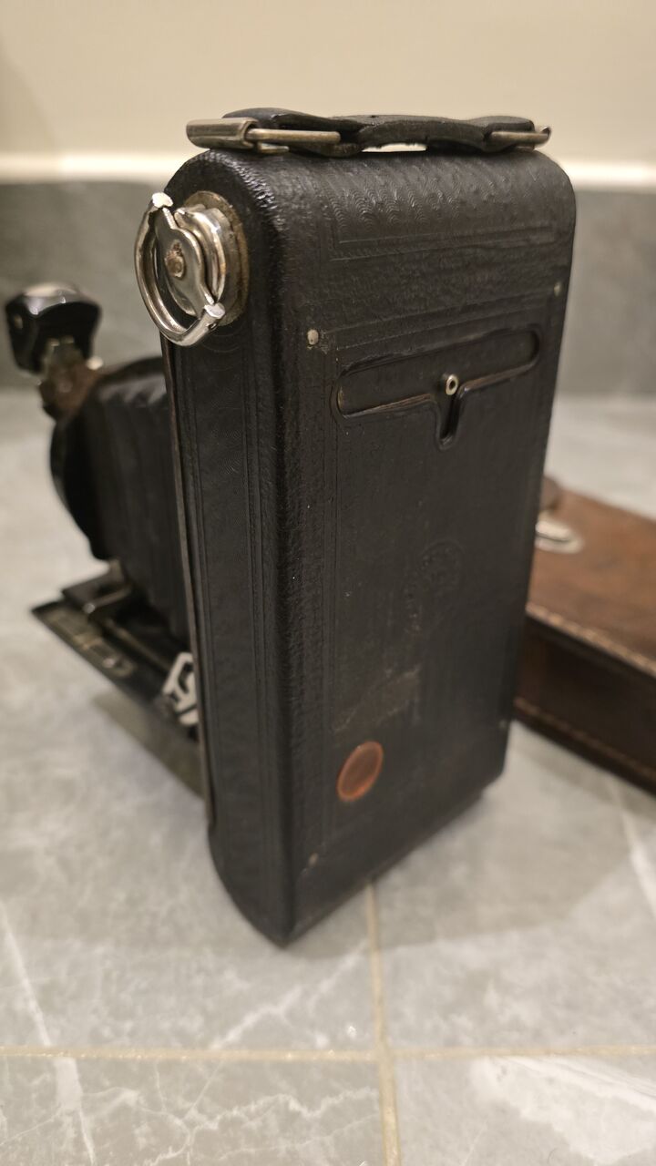 Riyadh, Collectibles, SAR 450,  Vintage Collectibles Kodak Camera