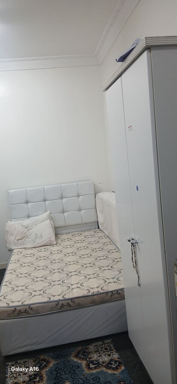 Yanbu, Apartments, Flats, Houses & Villas, SAR 700/month,  Furnished,  1 BR,  63 Sq. Meter,  Room Available With Attached Bath 700 Riyal