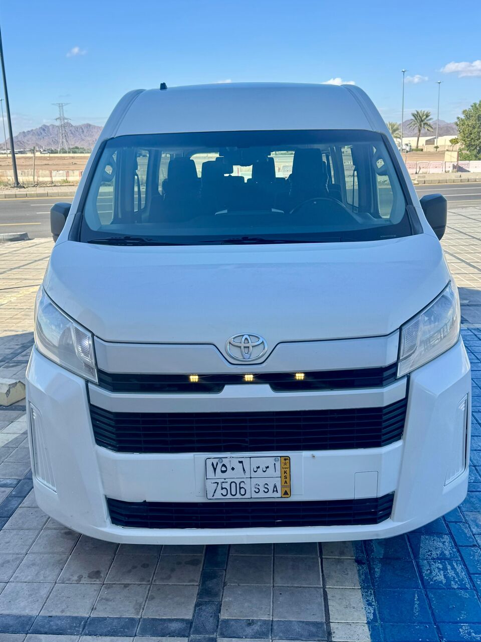 Jeddah, Labor/Moving, Toyota Hiace 2023 Available For Rent With Driver