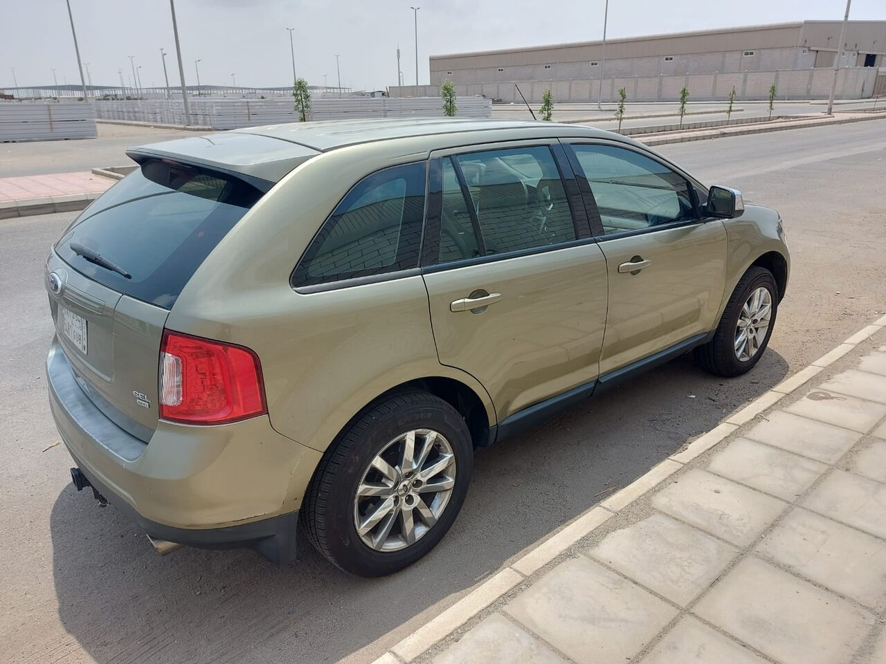Jeddah, Vehicles, Cars & Trucks , SAR 25000,  Ford Edge,  2013,  Automatic,  350000 KM,   For Sale