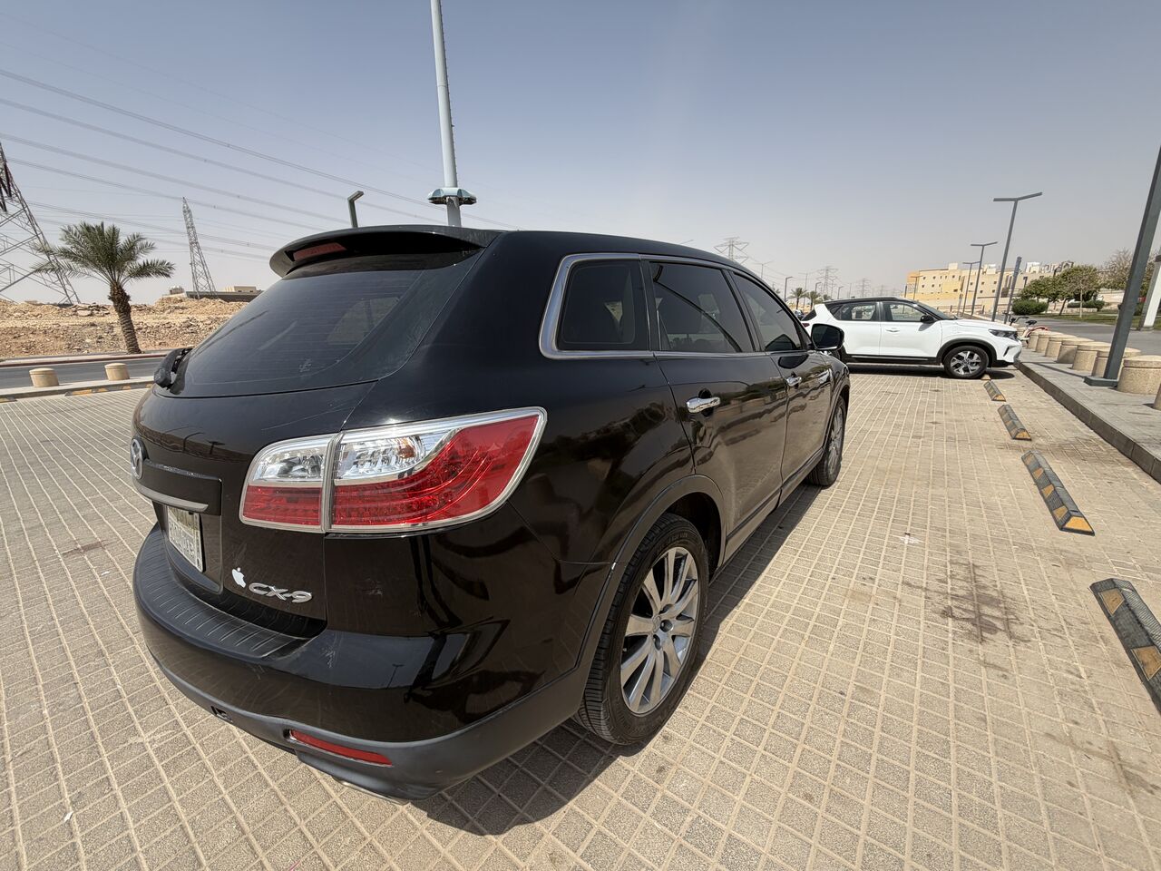Riyadh, Vehicles, Cars & Trucks , SAR 21000,  Mazda CX-09,  2010,  Automatic,  333000 KM,  Full Option