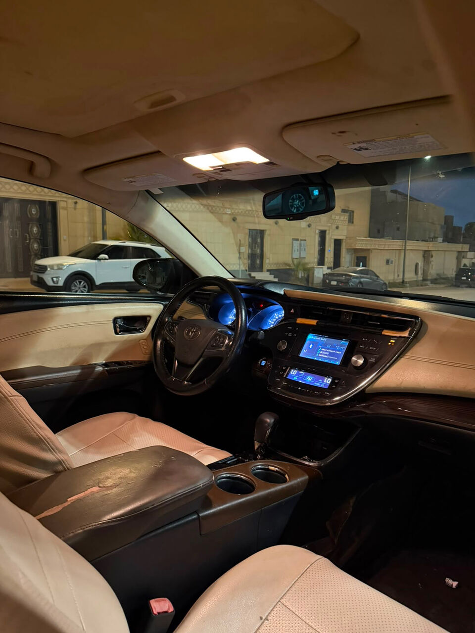 Riyadh, Vehicles, Cars & Trucks , SAR 42000,  Toyota Avalon,  2013,  Automatic,  383000 KM,    Limited &ndash; Fully Loaded