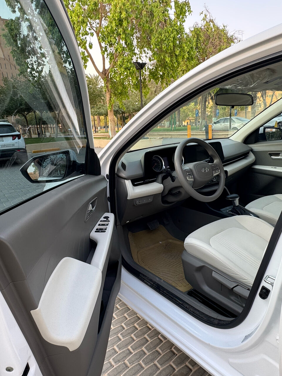 Riyadh, Vehicles, Cars & Trucks , SAR 52000,  Hyundai Accent,  2026,  Automatic,  41000 KM,  Hyndai Accent