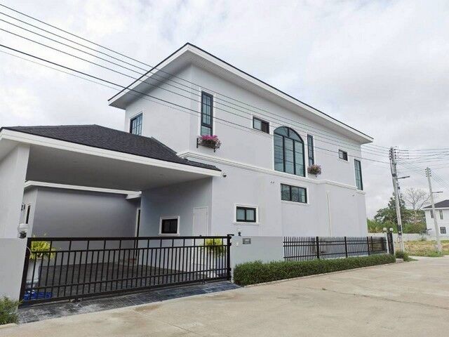 Bangkok, Real Estate For Sale, THB 9900000,  3 BR,  76 Sq. Feet,  ขายบ้านหรูพูลวิลล่า2ชั้น 76ตรว. 3นอน4น