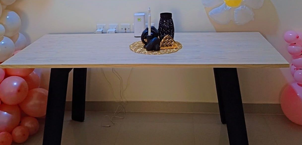 Riyadh, Furniture, SAR 350,  Dining Table Wooden Excellent Condition