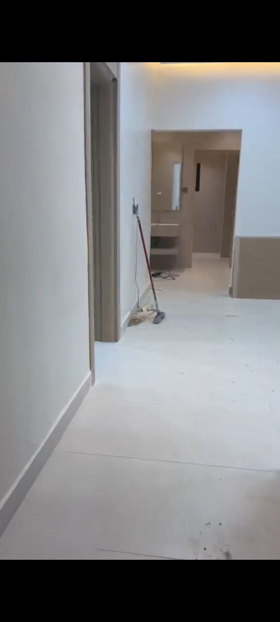 Al Naeem, Apartments, Flats, Houses & Villas, SAR 40000/year,  3 BR,  Family Apartment With First Floor Speciouse And Very Large House Well Maintain