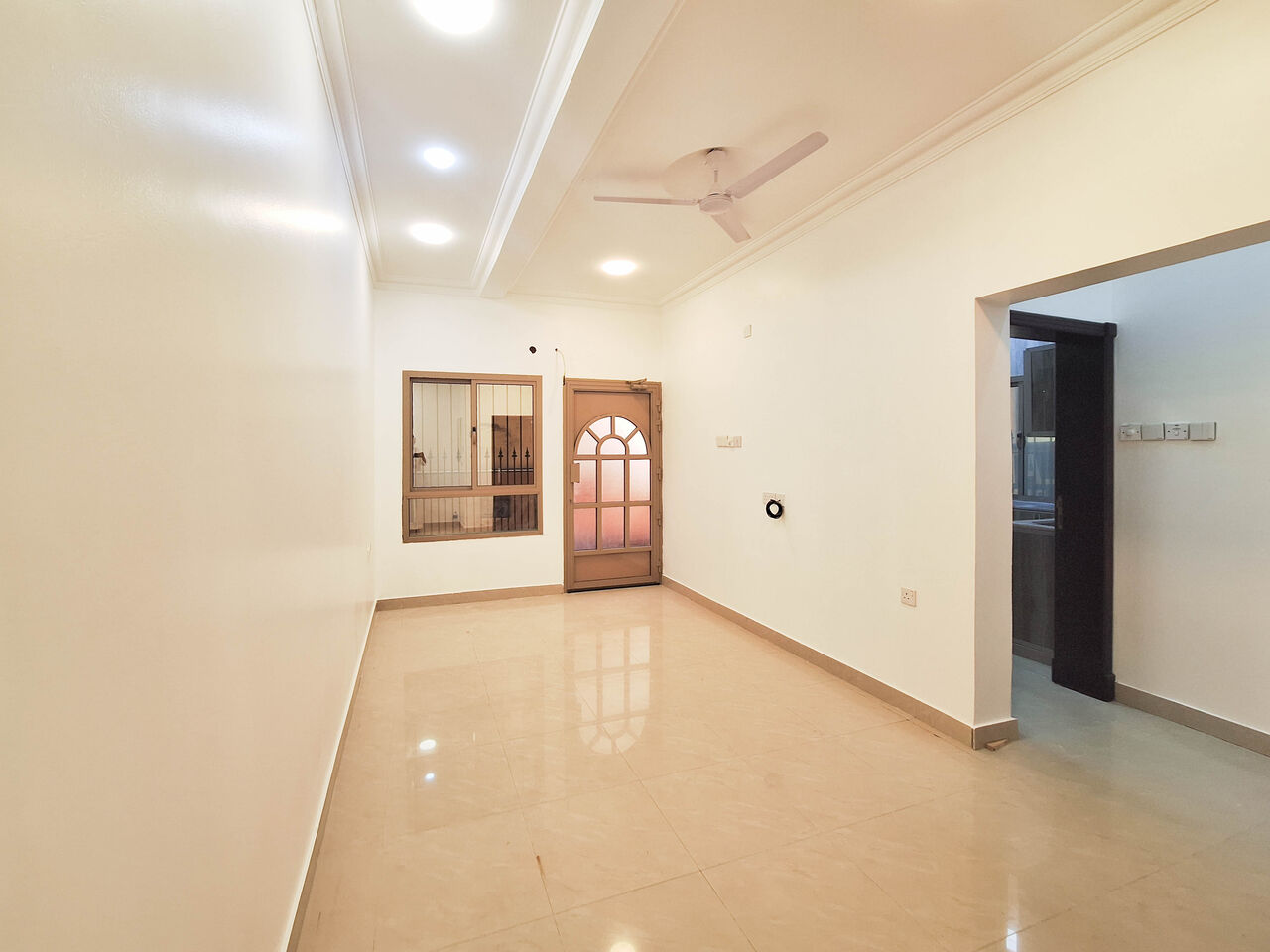 Jidhafs, Apartments, Flats, Houses & Villas, 2 BR,  Apartment For Rent In North Sehla Area.inclusive Of EWA