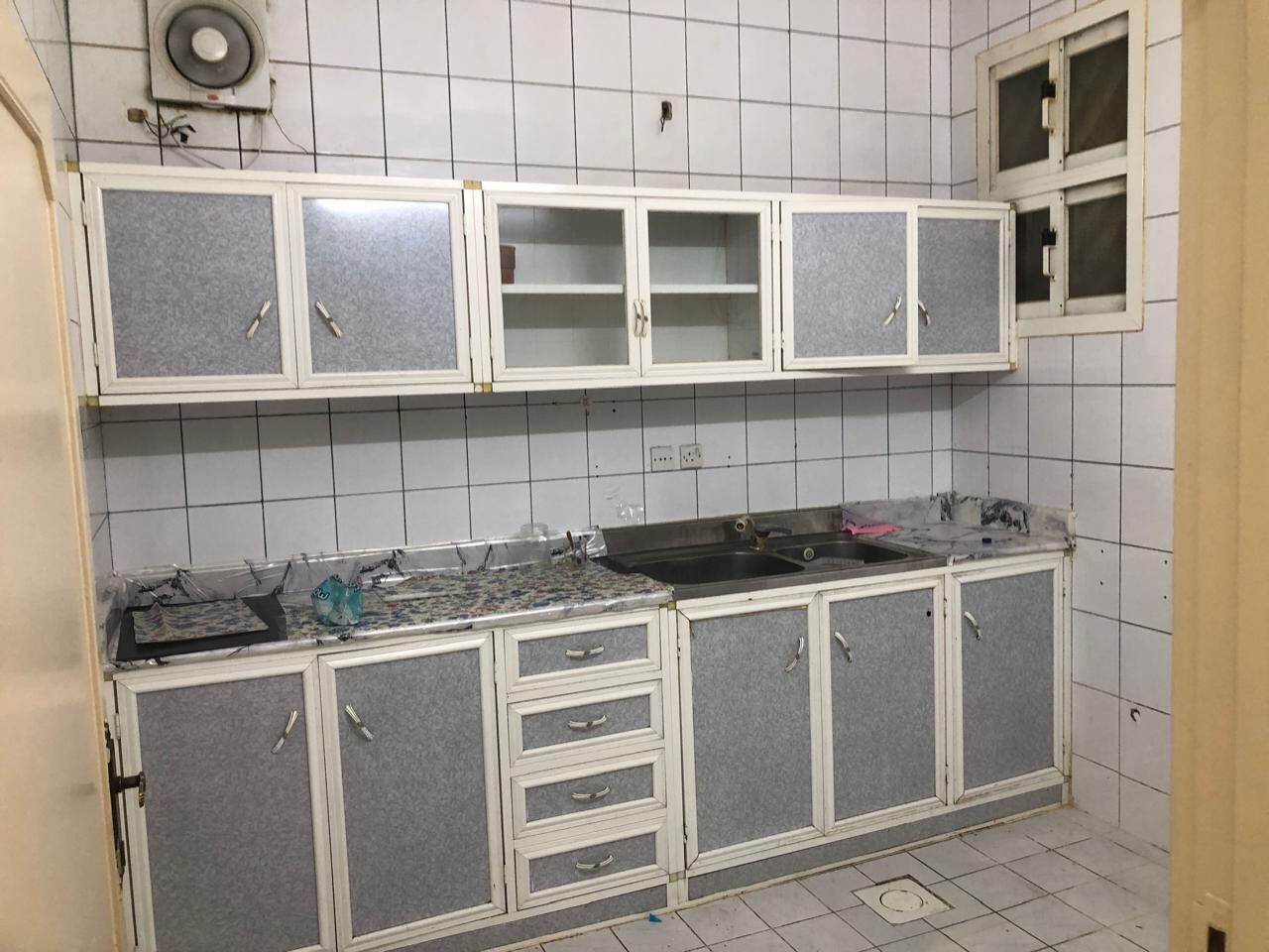 Al Rawdah, Apartments, Flats, Houses & Villas, SAR 30000/year,  3 BR,  Family Apartment First Floor With Large House Well Located 1 Time Payment