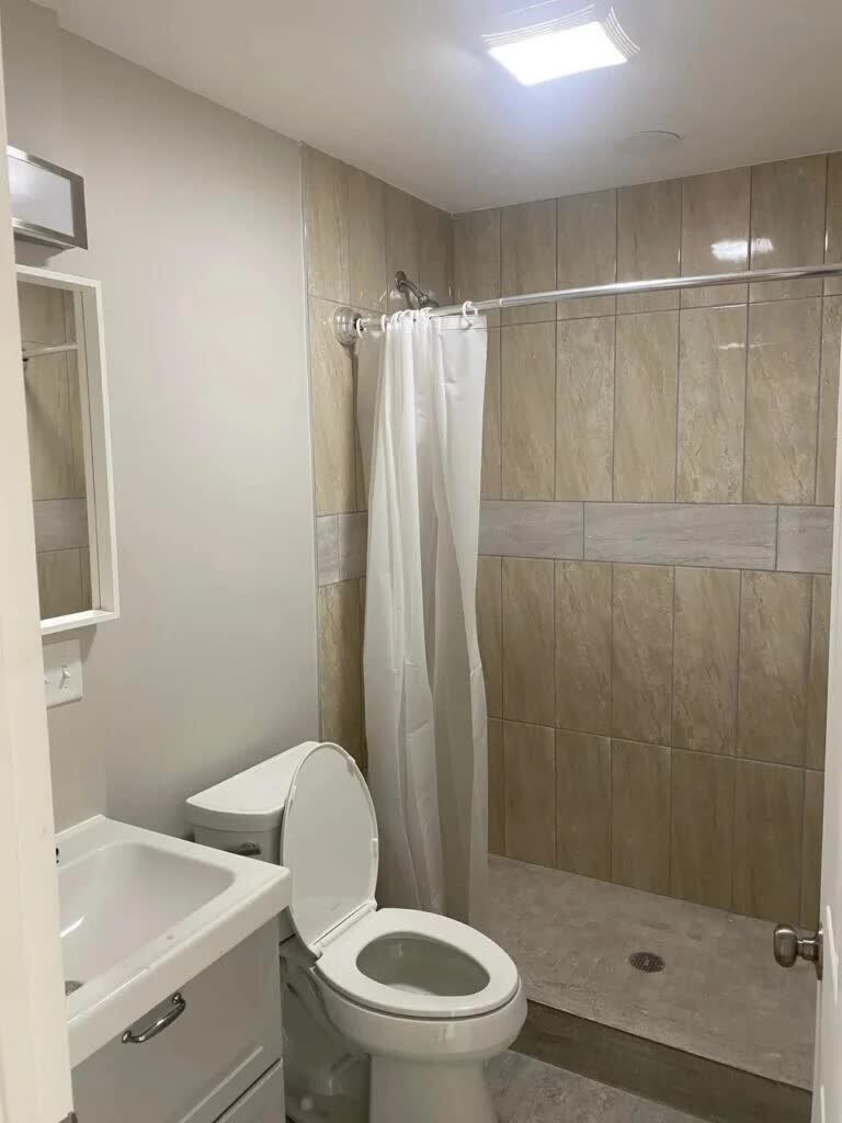 New York, Construction, Top-Rated Bathroom Remodeling In Hartford CT For Modern Living