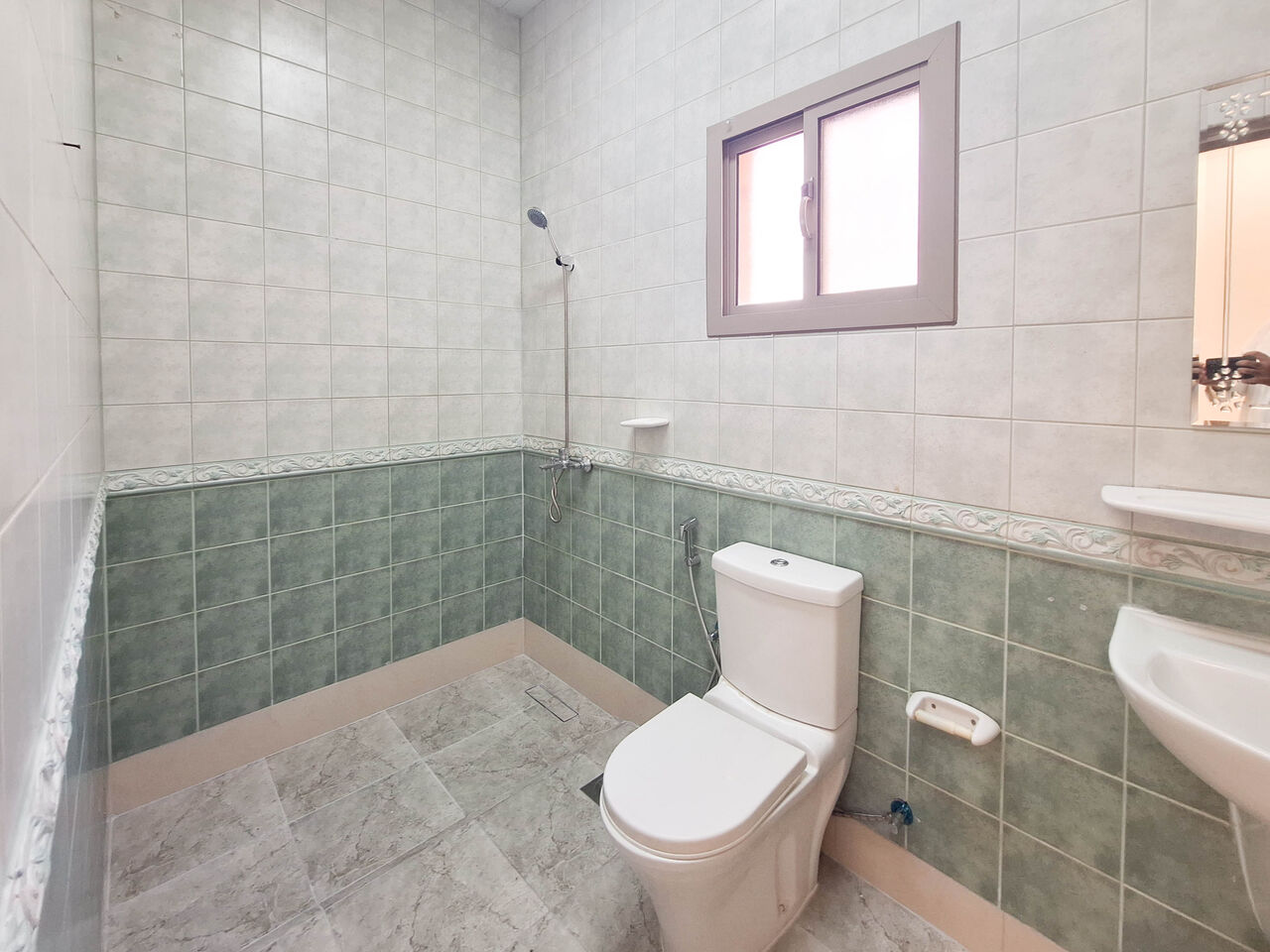 Jidhafs, Apartments, Flats, Houses & Villas, BHD 220/month,  2 BR,  For Rent An Apartment In North Sehla Area Including EWA.