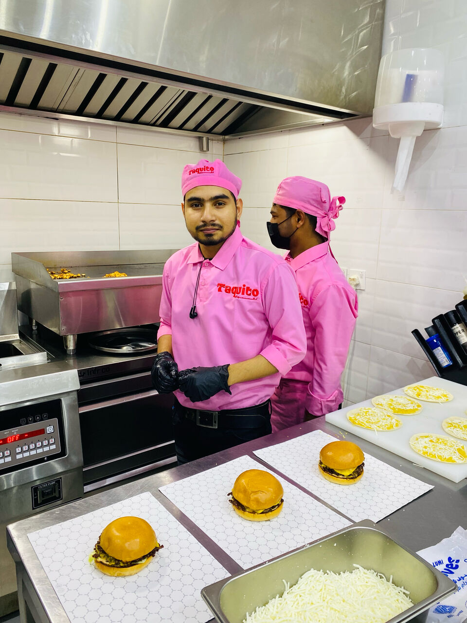 Riyadh, Job Seekers, Looking For Job &ndash; Cashier / Restaurant Supervisor / Small Restaurant Manager (